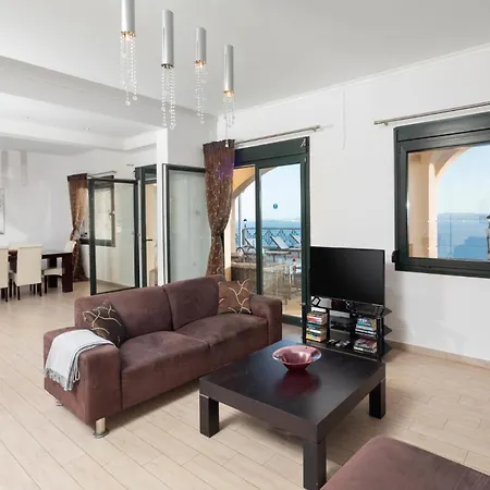 Anna Nissaki By Vintage Travel * Nisaki (Corfu)